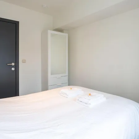 Apartman Beautiful Duplex For 6 On A Top-notch Location With Free Parking Ostende