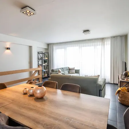 アパート Beautiful Duplex For 6 On A Top-notch Location With Free Parking オステンド