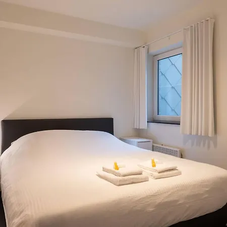 Beautiful Duplex For 6 On A Top-notch Location With Free Parking アパート オステンド