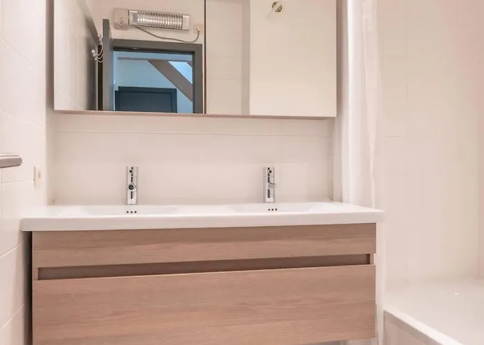 Beautiful Duplex For 6 On A Top-notch Location With Free Parking Ostend